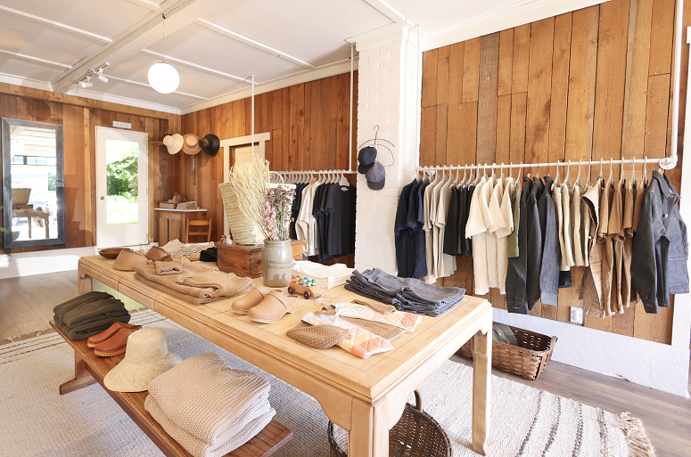 Organic clothing store based in Seattle area